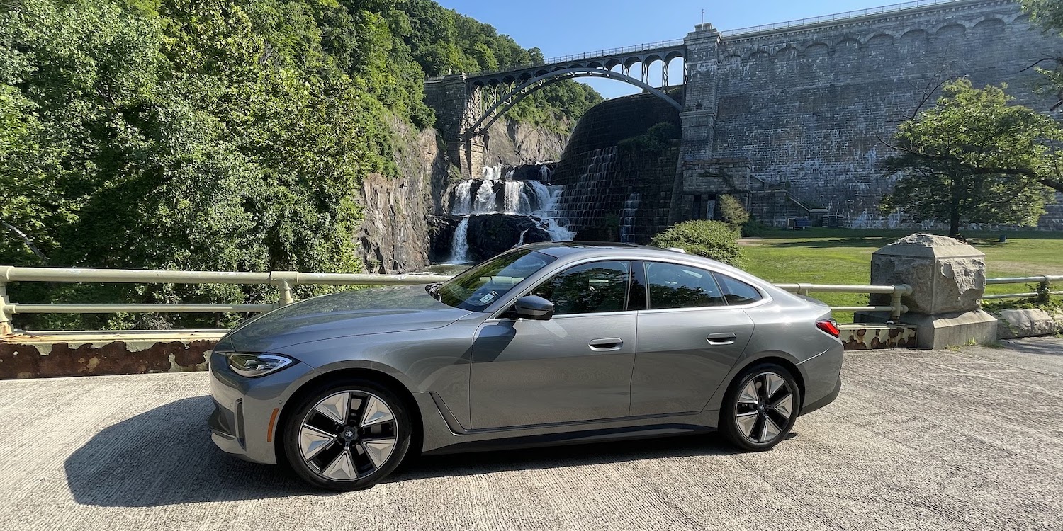 BMW i4